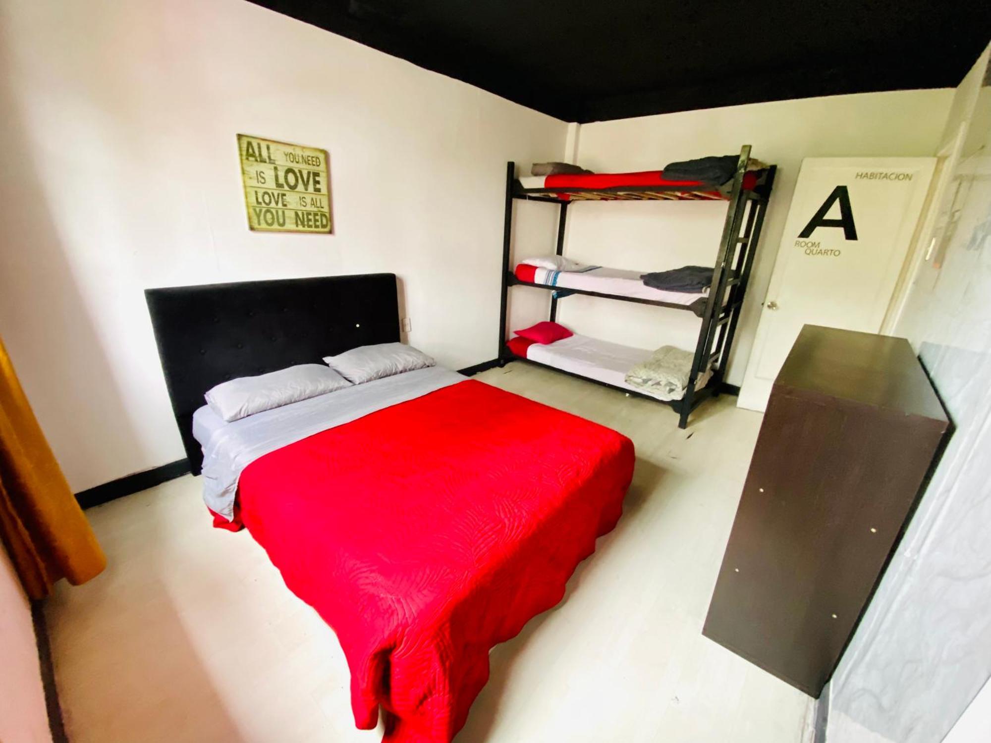 Urbano Hostel ซานติอาโก ภายนอก รูปภาพ