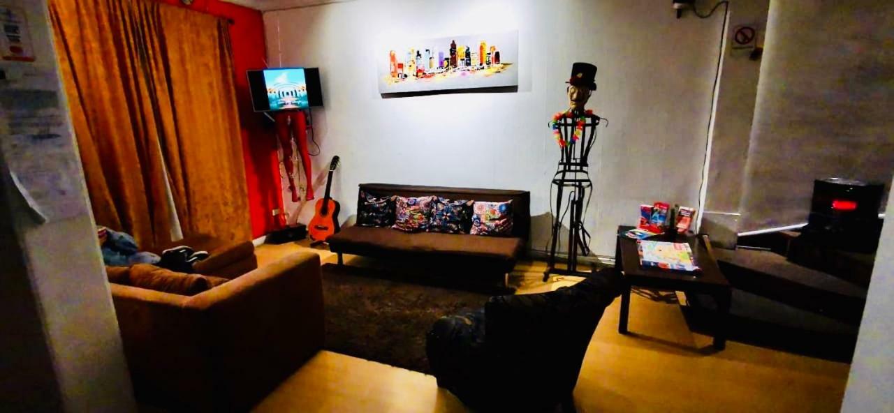 Urbano Hostel ซานติอาโก ภายนอก รูปภาพ